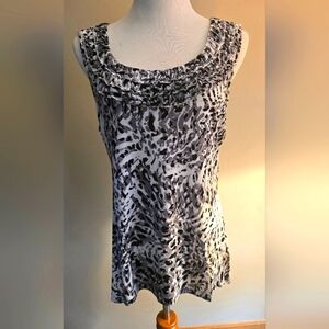 New York & Company Stretch Women's  XL Black/Gray Ruffle Sleeveless Pullover Top